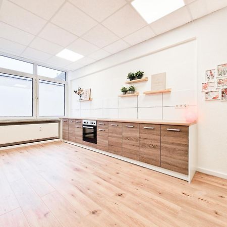 Raj Living - City Center Apartments With 5 Rooms - 10 Min Messe Dus Dusseldorf Exterior photo