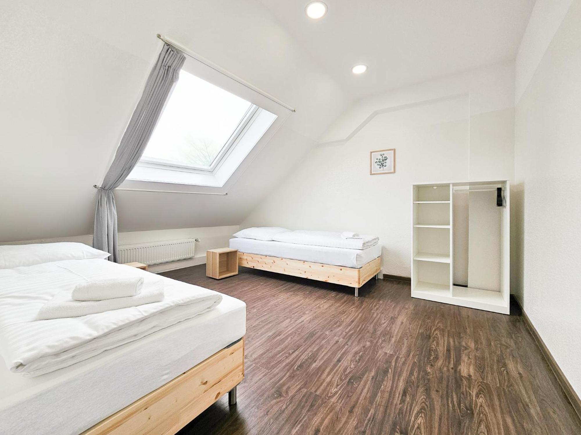 Raj Living - City Center Apartments With 5 Rooms - 10 Min Messe Dus Dusseldorf Exterior photo