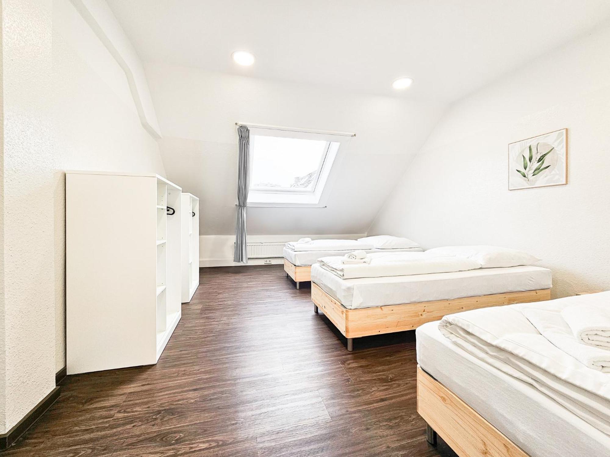 Raj Living - City Center Apartments With 5 Rooms - 10 Min Messe Dus Dusseldorf Exterior photo