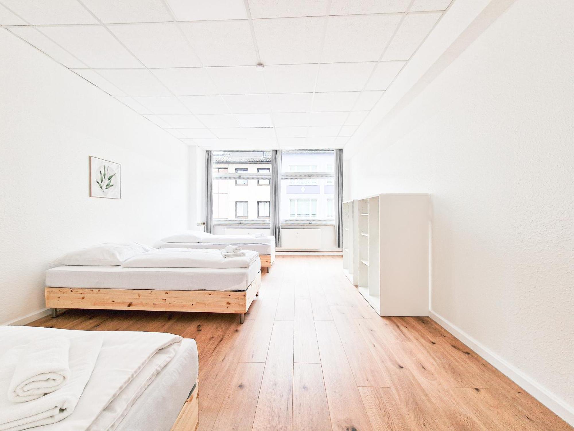 Raj Living - City Center Apartments With 5 Rooms - 10 Min Messe Dus Dusseldorf Exterior photo