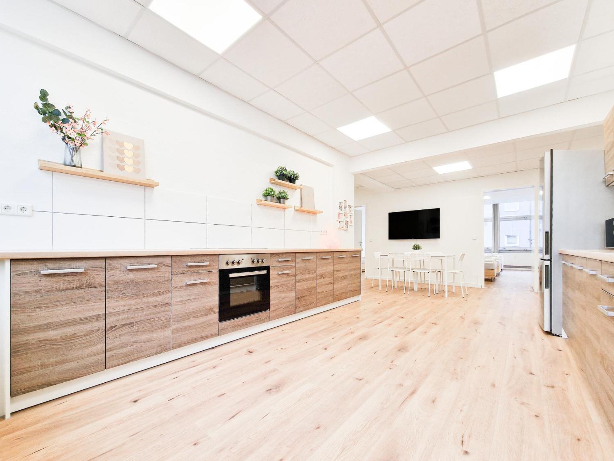 Raj Living - City Center Apartments With 5 Rooms - 10 Min Messe Dus Dusseldorf Exterior photo