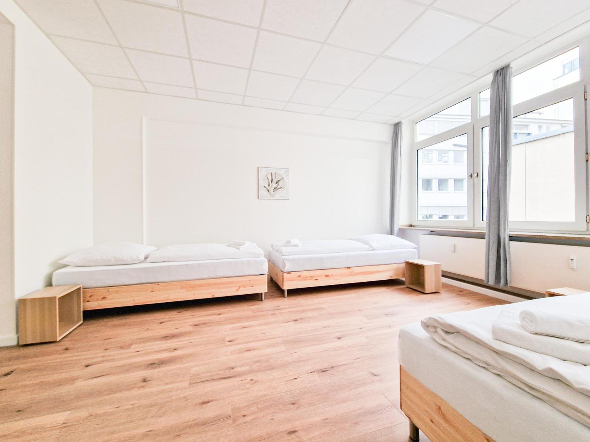 Raj Living - City Center Apartments With 5 Rooms - 10 Min Messe Dus Dusseldorf Exterior photo