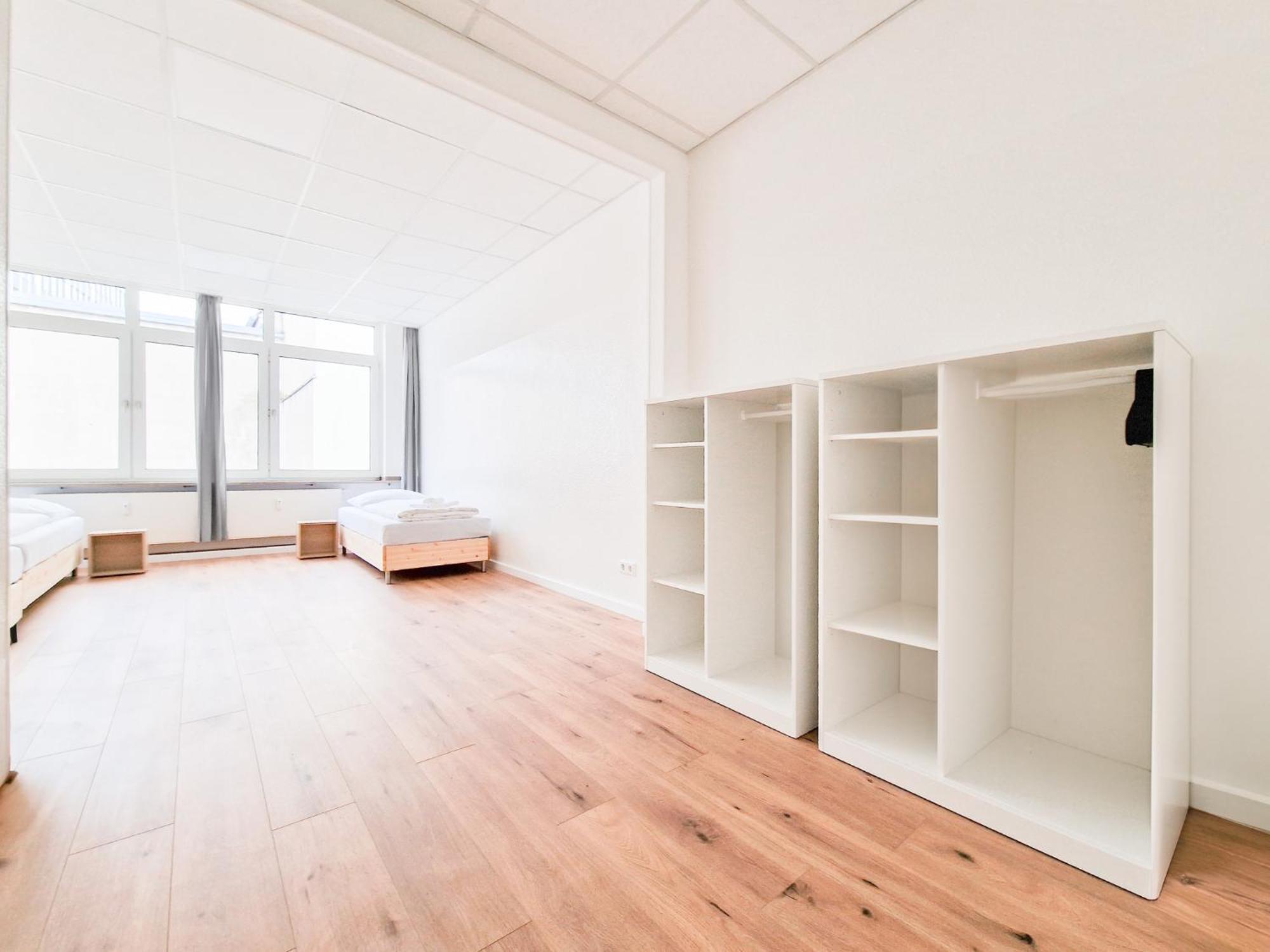Raj Living - City Center Apartments With 5 Rooms - 10 Min Messe Dus Dusseldorf Exterior photo